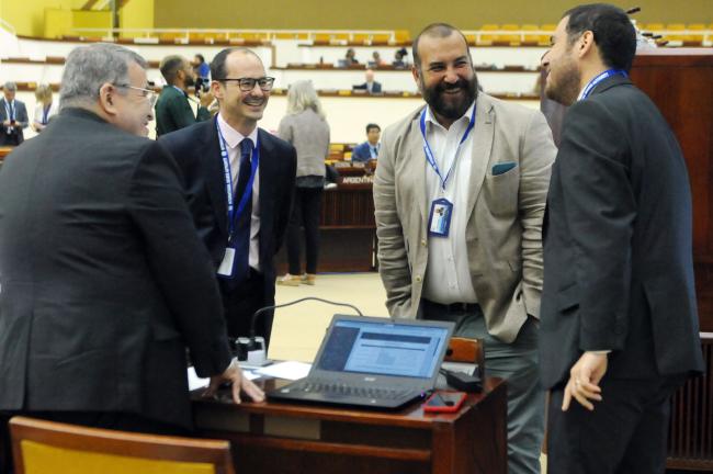 Delegates from Chile and Argentina