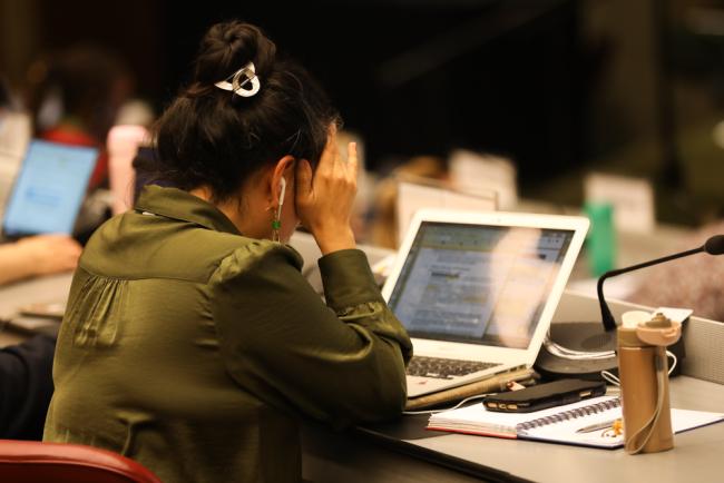 Delegates struggle through the text as plenary goes into the evening