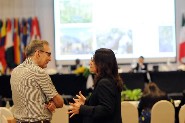 Patrick Durst, forestry and natural resources consultant, and Yoko Yamoto, Japan