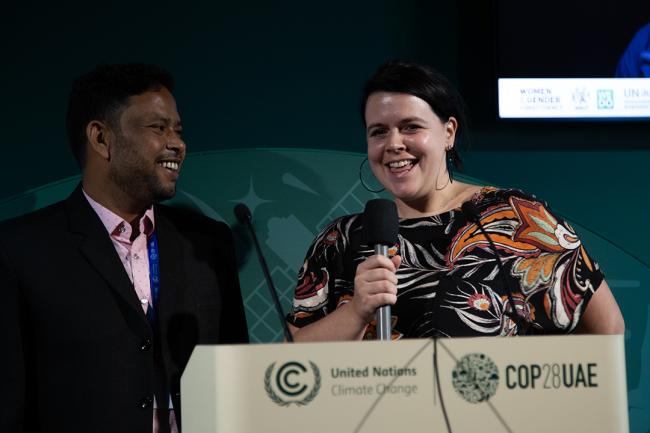 Jo Ashbridge, Azuko and Apu Roy, Nirapod Bangladesh Songstha received the award on behalf of the Azuko Project - WECF-Side Event -COP28 5dec2023 - Photo