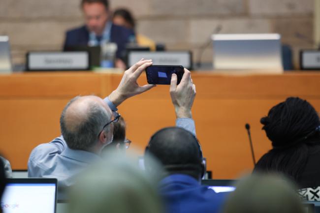 Taking a picture of a slide