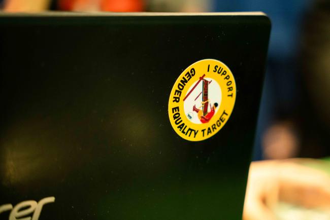 Sticker on gender target from Women4Biodiversity