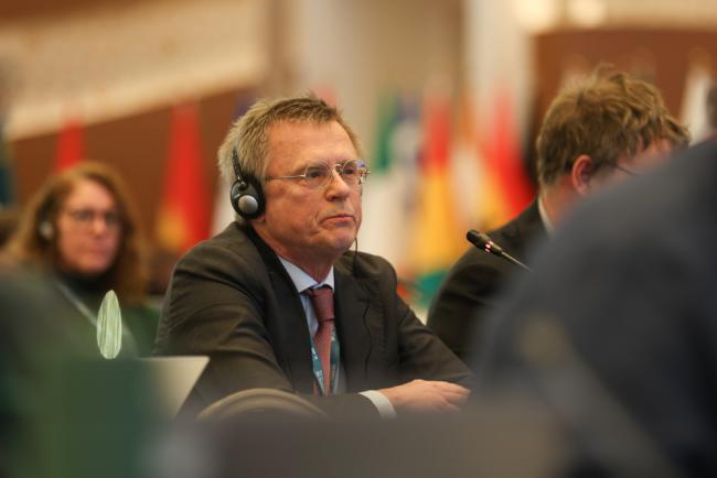 Johan Abenius, Sweden
