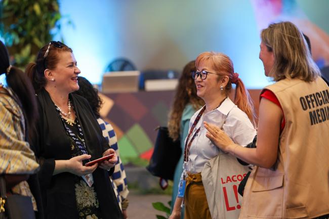 Azra Rogović-Grubić, UNEP, with Megumi Seki, Executive Secretary, Ozone Secretariat