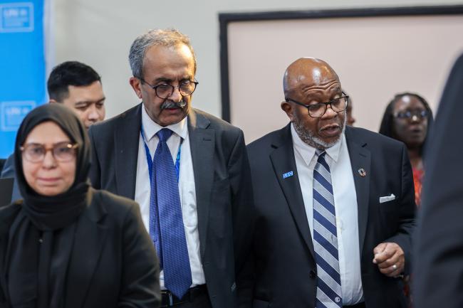 Jamil Ahmad, UNEP, with Dennis Francis, Trinidad and Tobago, President of the 78th General Assembly