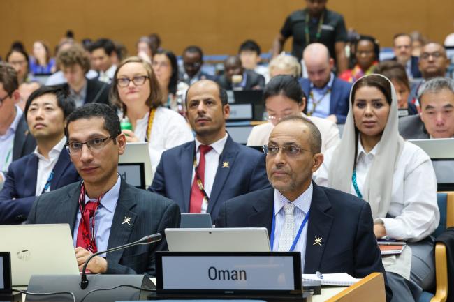 Delegates from Oman