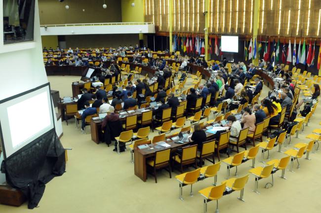 Council members negotiate the consolidated text