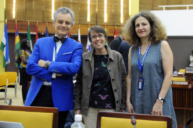 Gwénaëlle Le Gurun (center), ISA Secretariat, with Olivier Guyonvarch (left) and Caroline Krajka, France