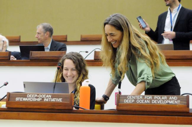 Samantha Robb and Patricia Esquete, Deep Ocean Stewardship Initiative (DOSI)