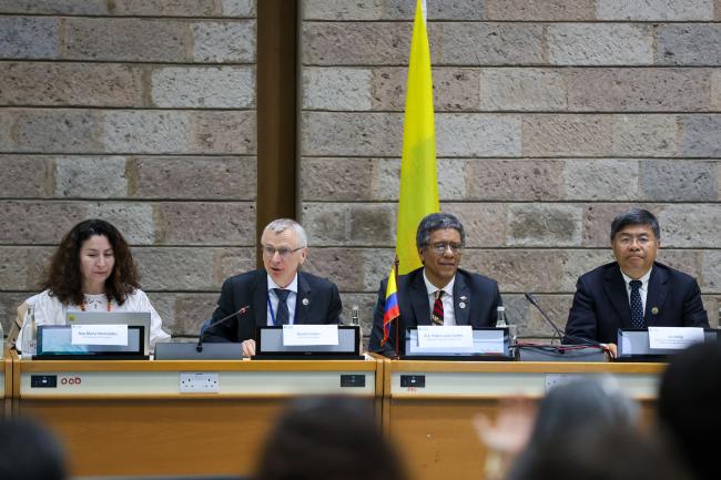 From L-R: Ana María Hernández, Senior Advisor to the COP 16 Presidency; David Cooper, Acting Executive Secretary, CBD; Pedro León Cortés Ruíz, Ambassador of the Repcublic of Colombia to Kenya; and Liu Ning, Deputy Representative of COP 15