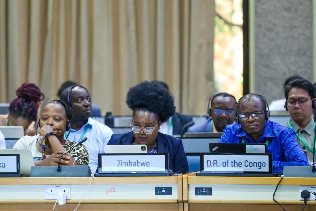 From L-R: Mohlago Flora Mokgohloa, South Africa; Patience Gandiwa, Zimbabwe; and Daniel Mukubi Kikuni, Democratic Republic of the Congo