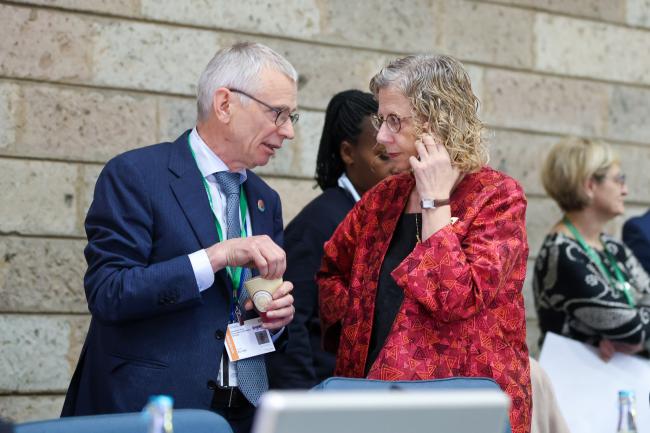 David Cooper, Acting Executive Secretary, CBD, and Inger Andersen, Executive Director, UNEP
