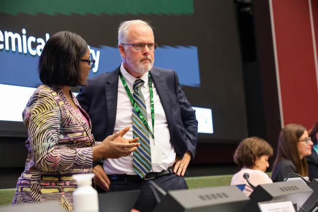 Abiola Olanipekun, Secretariat, and David Ogden, Secretariat 