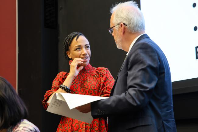 Yvonne Ewang-Sanvincenti, Secretariat 