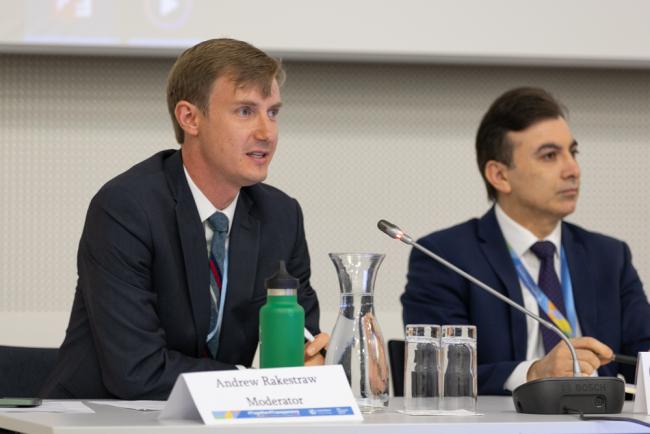 Moderator Andrew Rakestraw, US