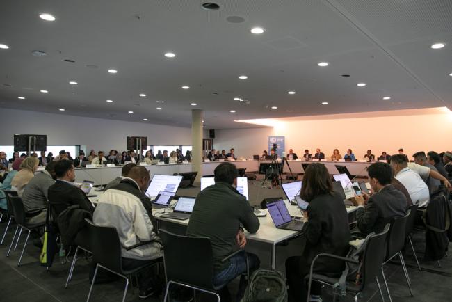 Delegates attend the in-session workshop on linkages between the Technology Mechanism and the Financial Mechanism