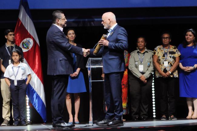 Rodrigo Chaves Robles, President of Costa Rica, and Peter Thompson, UN Secretary-General’s Special Envoy for the Ocean 