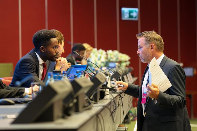 Alvin Gachie, Legal Advisor, Secretariat, with Ulf Björnholm, Secretariat