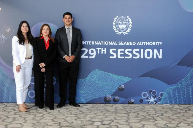 (L-R) Leticia Zamora, Gina Guillén Grillo, Costa Rica, and Hola! Jorge Tortós, Costa Rica