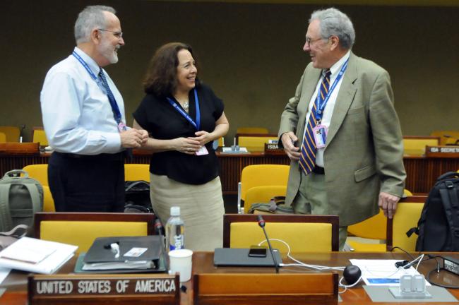 Greg O’Brien, Jennifer Warren, and James Gresser, US