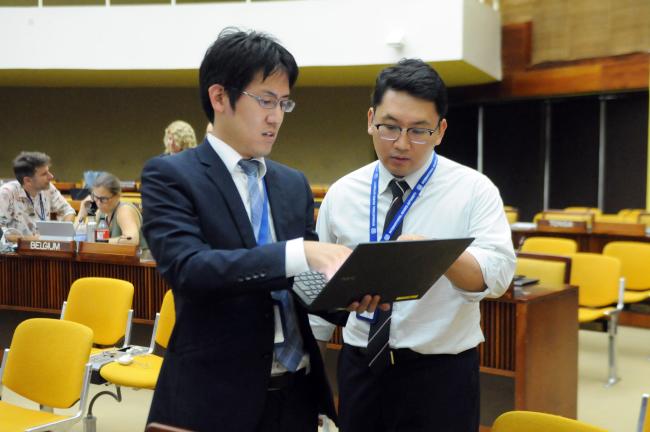 Hiroaki Ishihara, Japan, and Moon Su Park, Republic of Korea