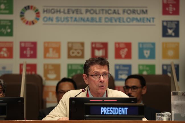 Ivan Simonović, Vice-President, ECOSOC, chairs the session on SIDS