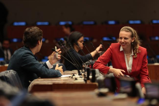 Delegates speak informally