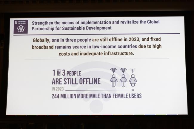 A slide highlights the gaps in internet access