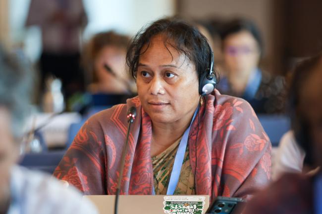 Nenenteiti Teariki Ruatu, Kiribati