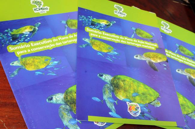 Flyer about Plano de Ação Nacional para Conservação das Tartarugas Marinhas