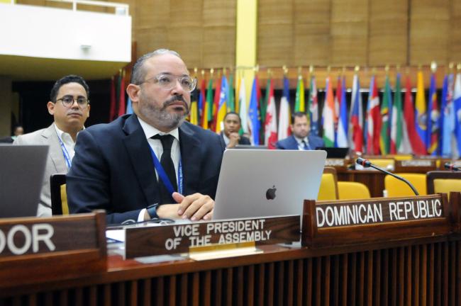 Miguel Balaguer and Edward Pérez Reyes, Dominican Republic