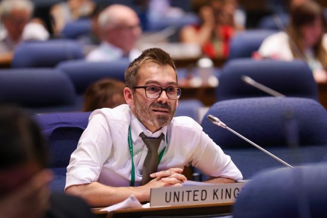 CoW Co-Chair William Lockhart, UK, reporting back to plenary