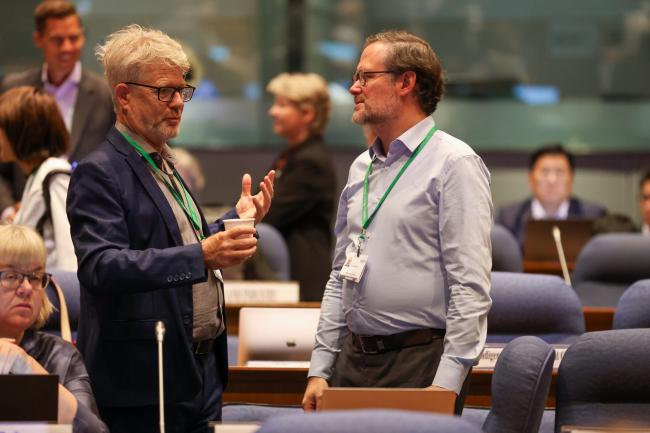 Michael Halewood, CGIAR, with Dominic Muyldermans, CropLife International