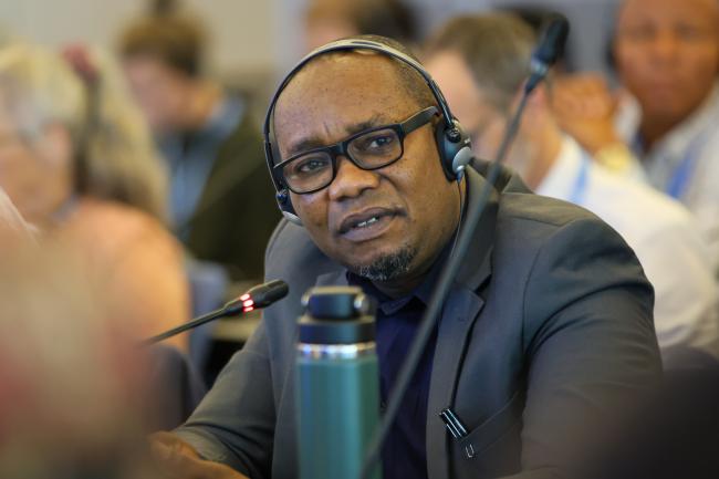 Vincent Ezikornwor Weli, Nigeria 