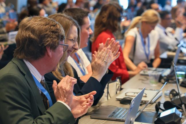 Delegates applaud