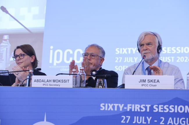 IPCC Deputy Secretary Emira Fida, IPCC Secretary Abdalah Mokssit, and IPCC Chair Jim Skea