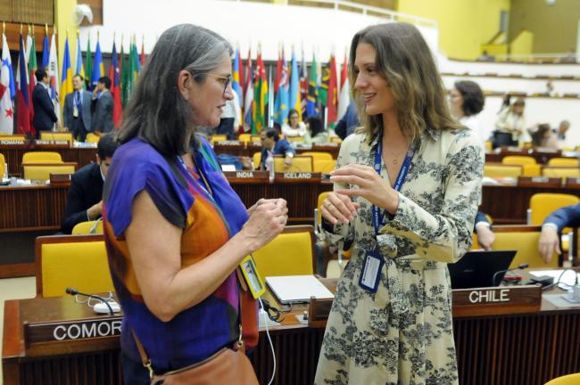 Robyn Frost, Australia, and Emma van den Boogaard, the Netherlands
