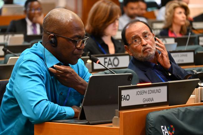 CRC members Joseph Cantamanto Edmund (Ghana) and Carlos Enrique Acevedo González - CRCPOPRC20-17Sep2024