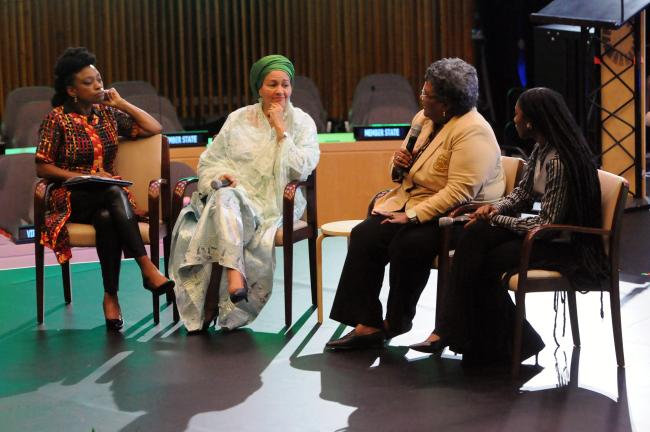 Closing session panel 