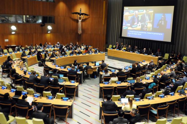 Delegates during the deliberations of the third dialogue
