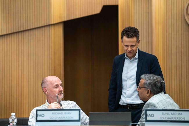 Working Group Co-Chairs Sunil Archak and Michael Ryan with Tobias Kiene, ITPGRFA Secretariat