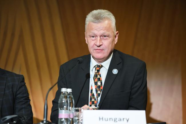 Péter Kovács