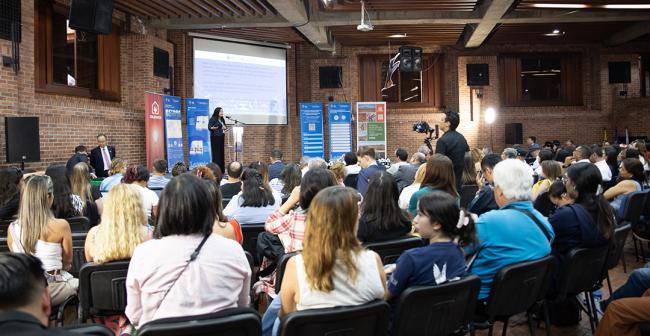 1 Lan Hong, Eco-Finance Research Center, Renmin University of China - GEIDOS - 25 Oct2024