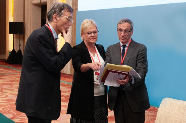 Liu Shijin, Kristin Halvorsen, and Scott Vaughan