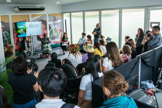 busy room -gender target 23 -23oct24-photo