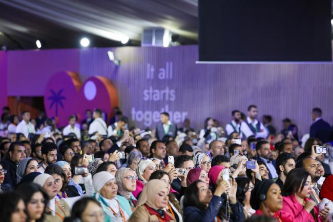 Participants taking pictures 