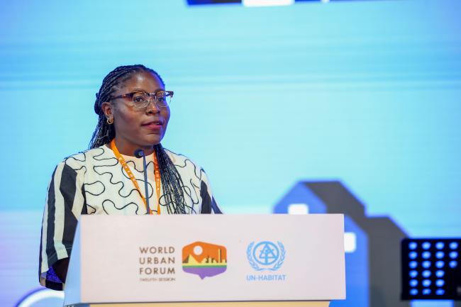  Eliza Anyangwe, Moderator 