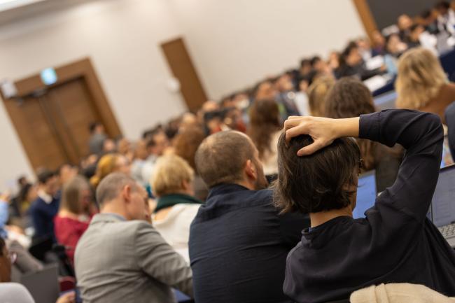 Delegates struggle through the text