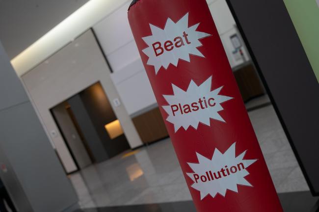 As the second day of INC-5 continues, delegates get down to work in contact groups to beat plastic pollution