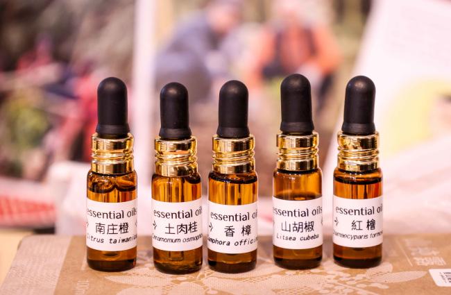 Essentials oils from Miaoli County Saisiyat Indigenous Peoples Forestry and Worker Limited Liability Cooperative - BIOFIN-UNDP-31oct24-photo